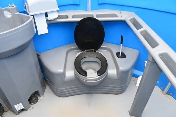 Portable bathroom rental in Elmwood Park, IL